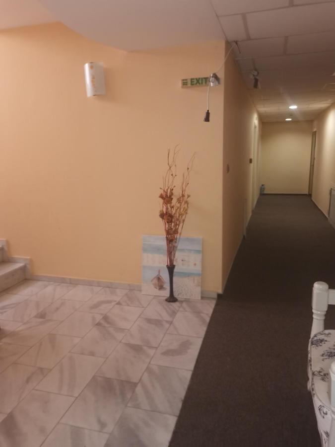 דירות נסבר Alexandrov Plaza Studio מראה חיצוני תמונה